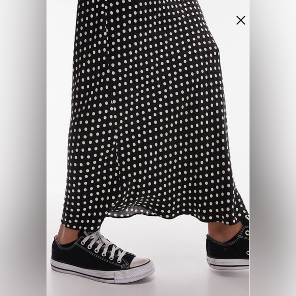 TOPSHOP Polka Dot Satin Maxi Skirt - Picture 4 of 4